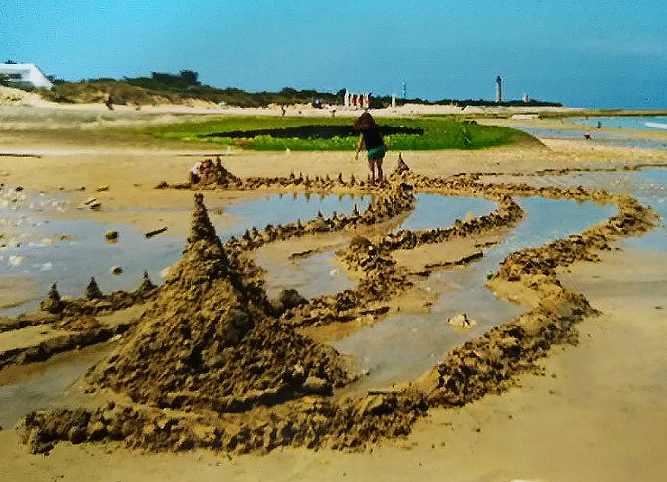 Drip sandcastles in France